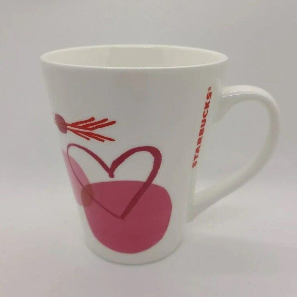Retired Starbucks 2016 Valentine's Day  Coffee Cup Mug Heart Arrow Design 12‎ oz